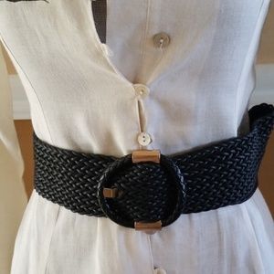 women's belt, new.
